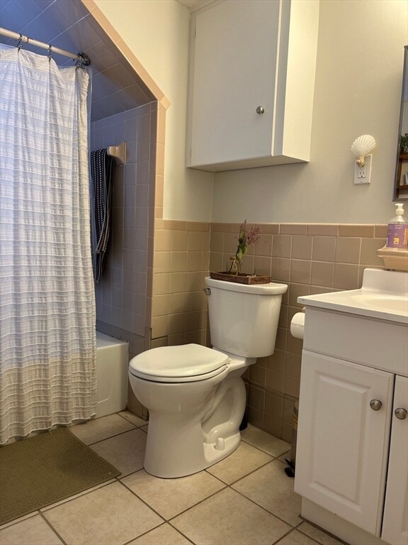 Building Photo - 105 Central St