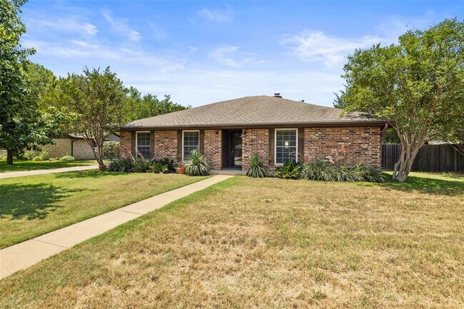 Building Photo - 7202 Squirrel Oak Cir