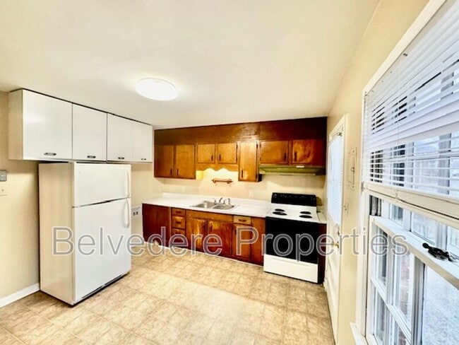 Building Photo - 2503 Vanstory St