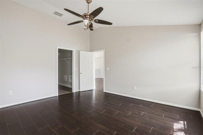 Building Photo - 3816 Beaumont Loop