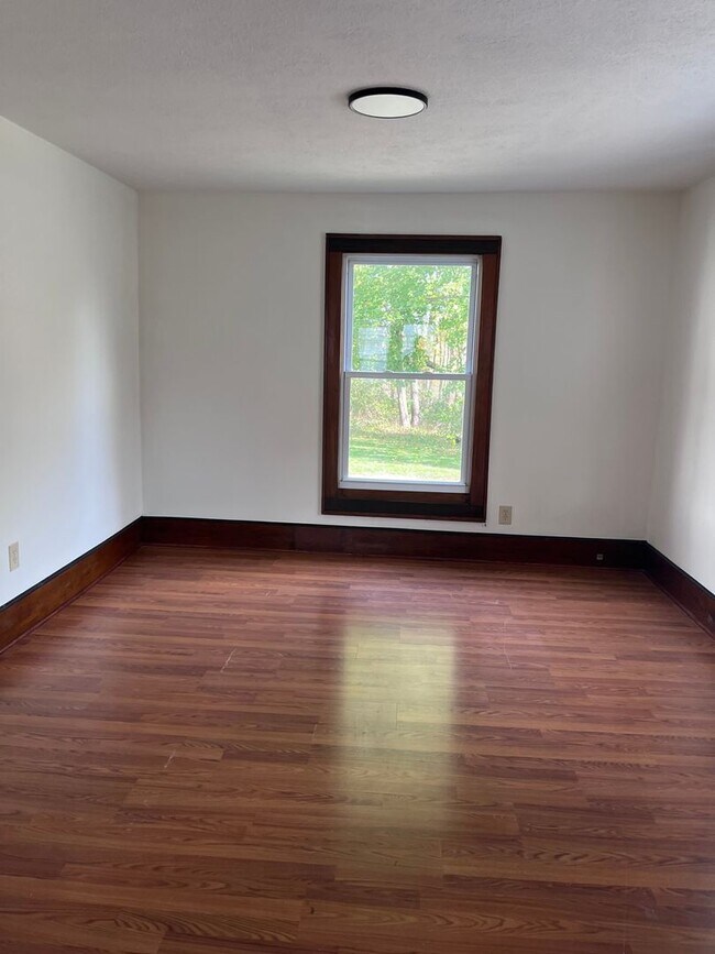 Building Photo - 1615 CANADIAN AVE