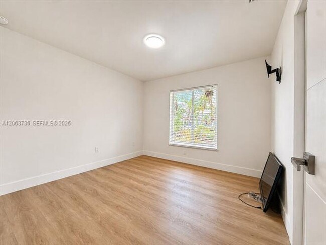 Building Photo - 4340 SW 146th Ct