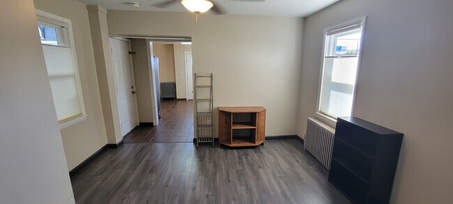 LR FACING KITCHEN - 212 S Main St