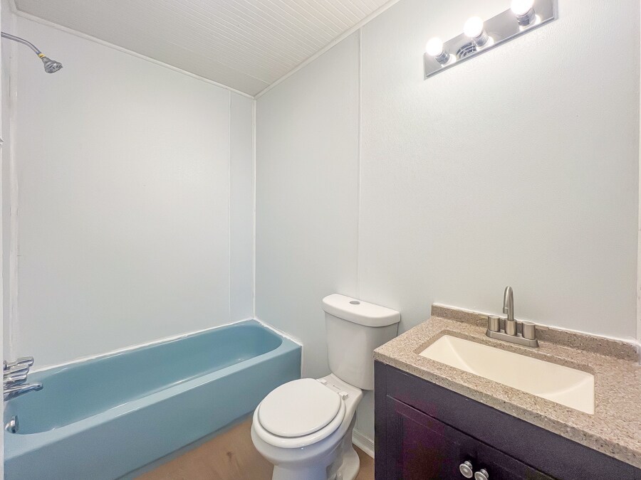 Building Photo - 202 E Westover Ave