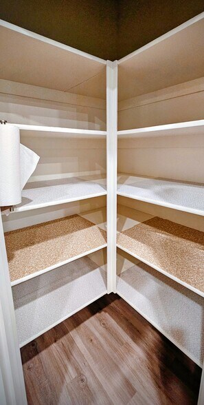 Building Photo - 10310 Spanish Moss Dr