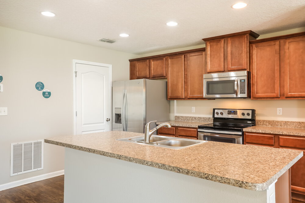 Building Photo - 3800 Falcon Crest Dr
