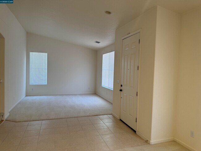 Building Photo - 4641 Palomino Way