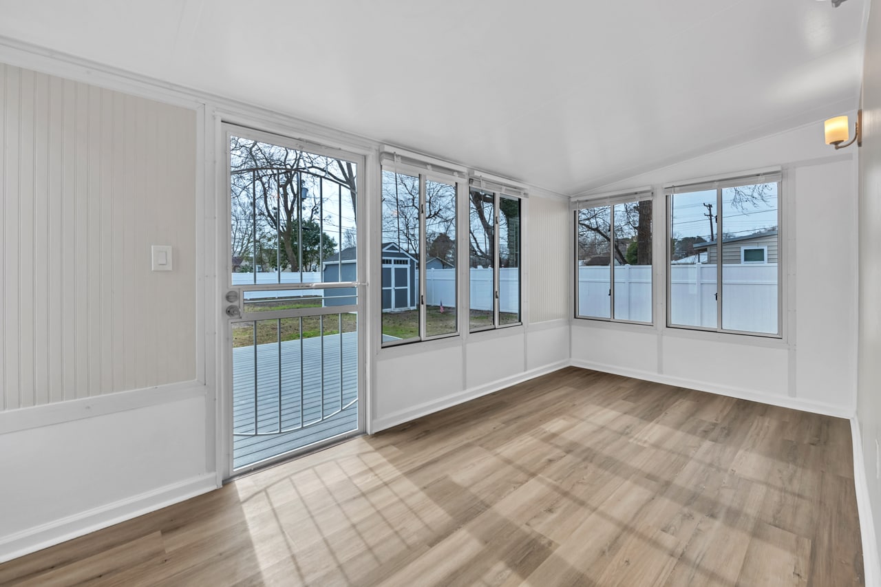 Building Photo - 8 E Preston St