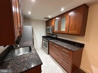 Building Photo - 4114 Davis Pl NW