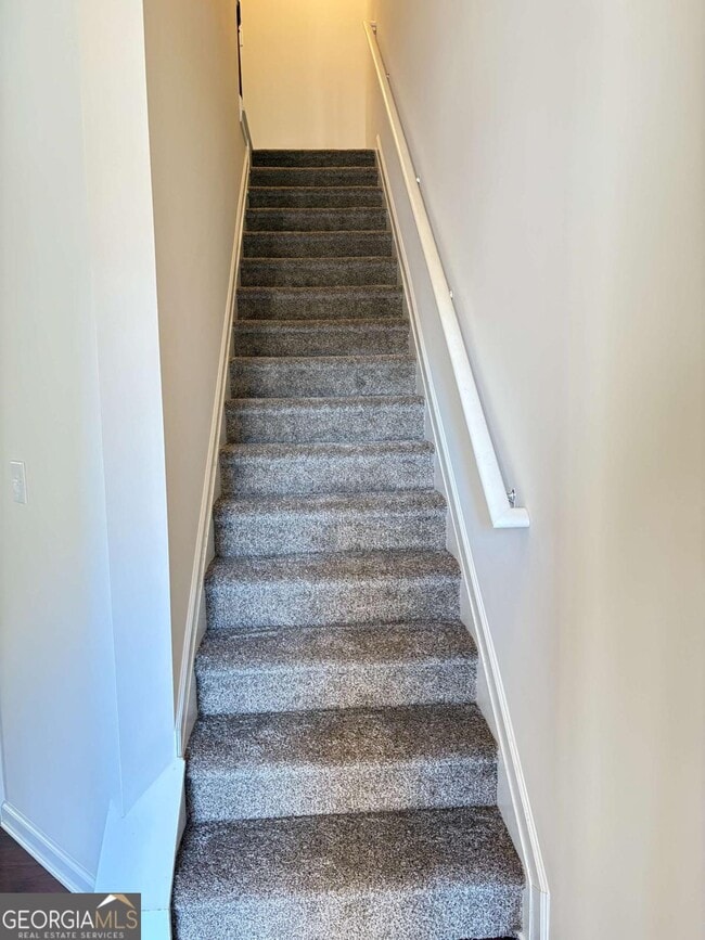 Building Photo - 3462 New Fawn Ln