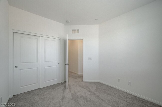 Building Photo - 242 Freeport Vw Pl