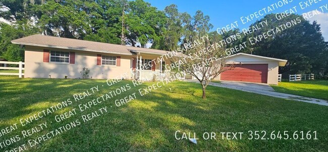 Primary Photo - 2/2 With Large Backyard in Summerfield