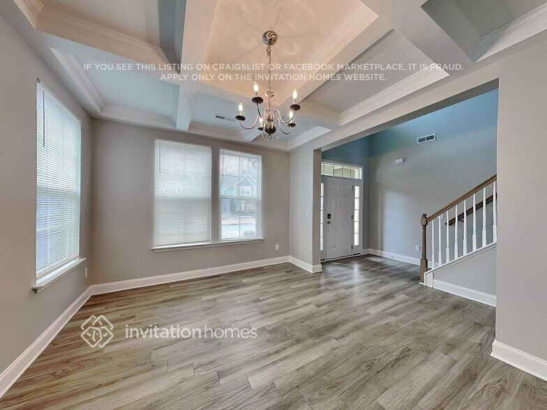 Building Photo - 42 Pearsall Farm Ln