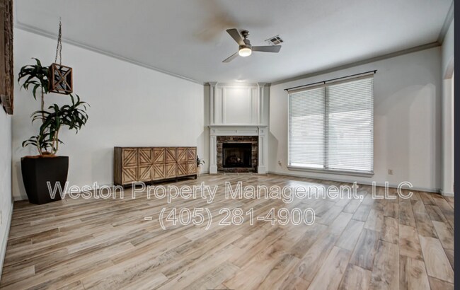 Building Photo - 300 SW 171st St