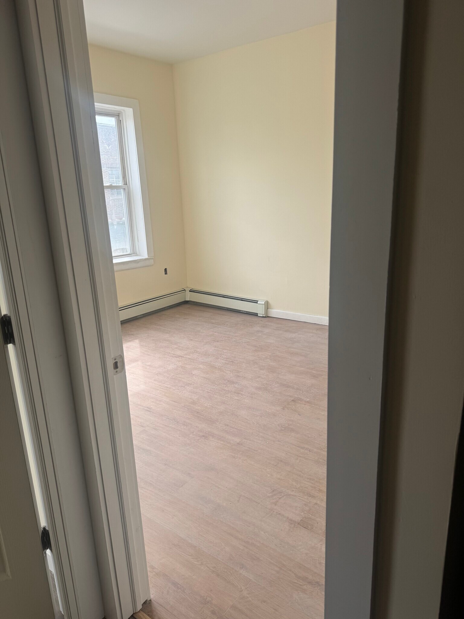 Building Photo - 213 Harrison Ave