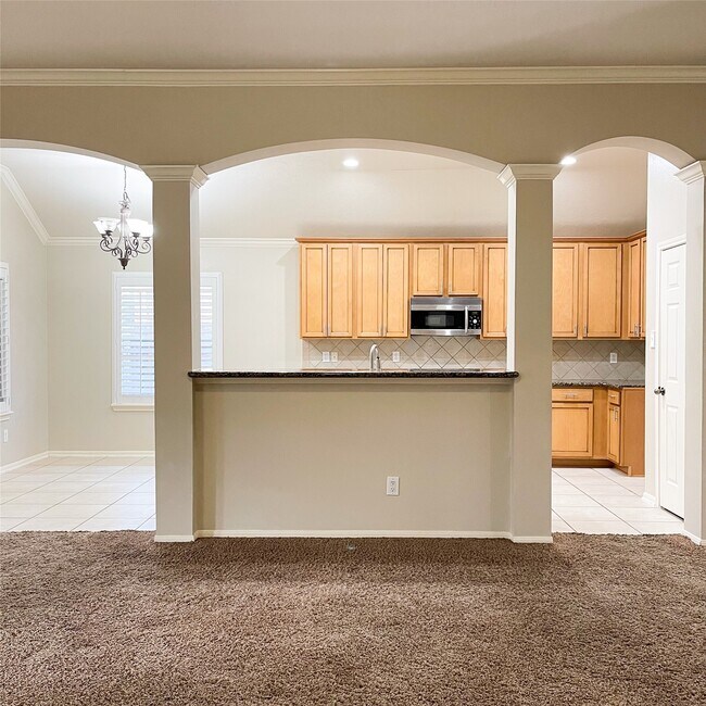 Building Photo - 2606 Sun Flare Ln