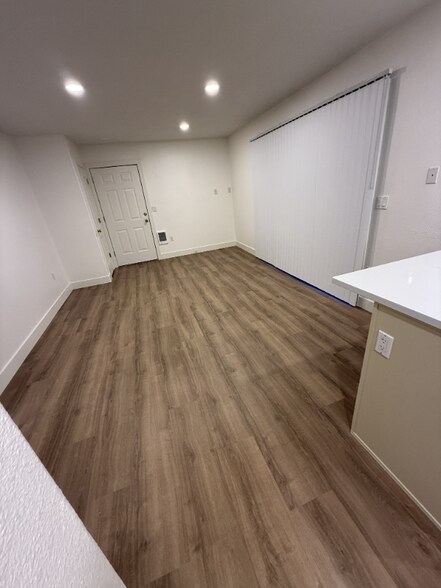 Building Photo - 14518 SE Territory Dr