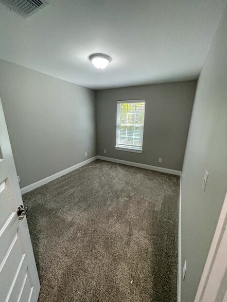 Building Photo - 2624 S Fannin Ave