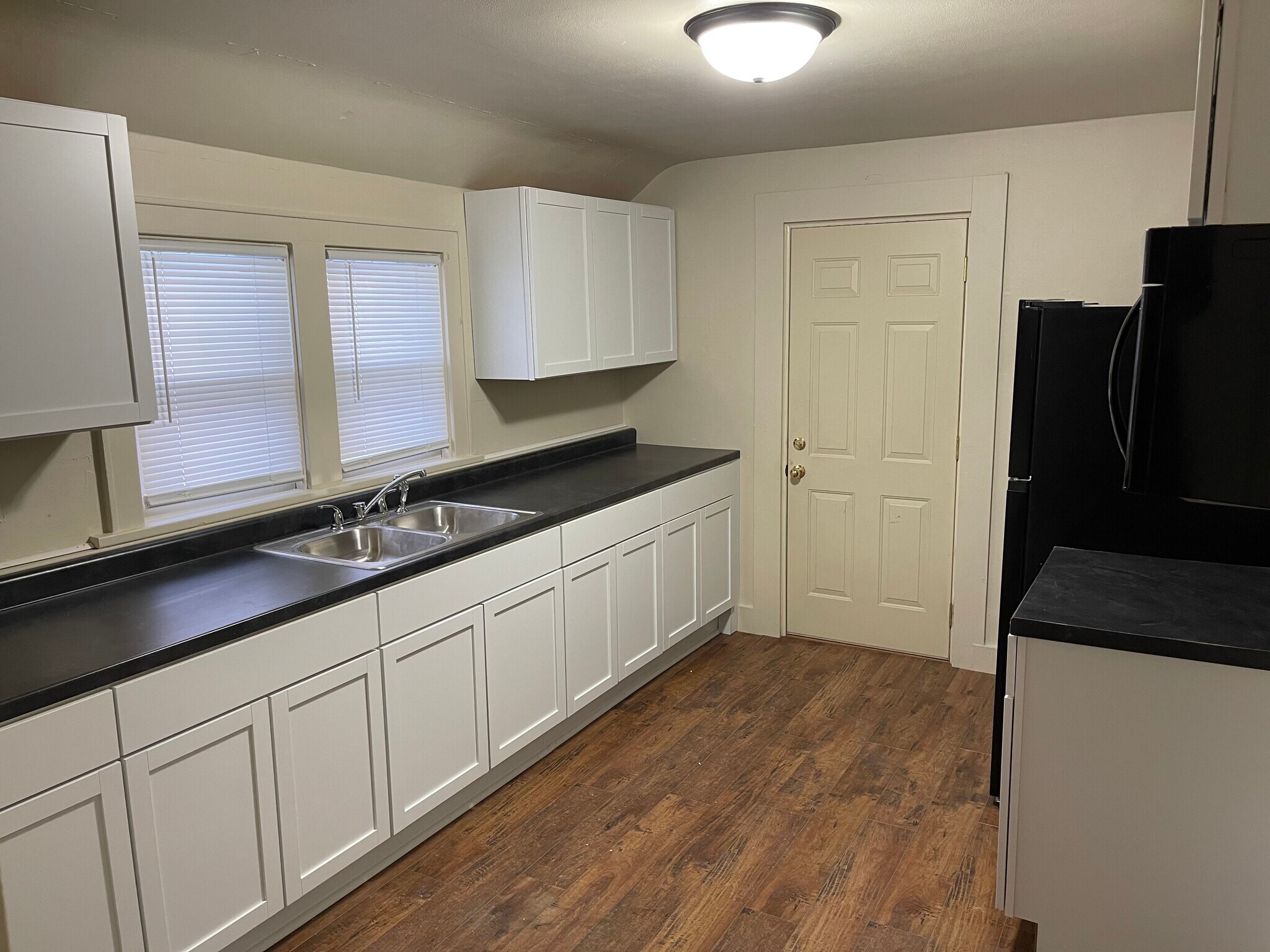 Building Photo - 821 Wright St