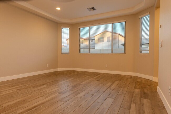 Building Photo - 9701 E Spiral Ave