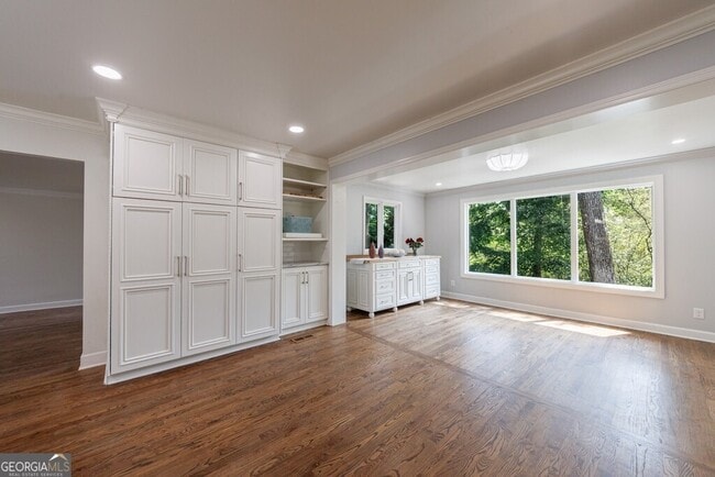 Building Photo - 459 Atlanta Country Club Dr