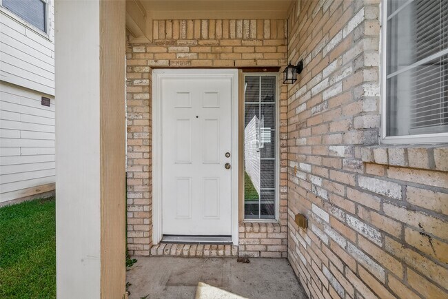 Building Photo - 21339 Bella Jess Dr