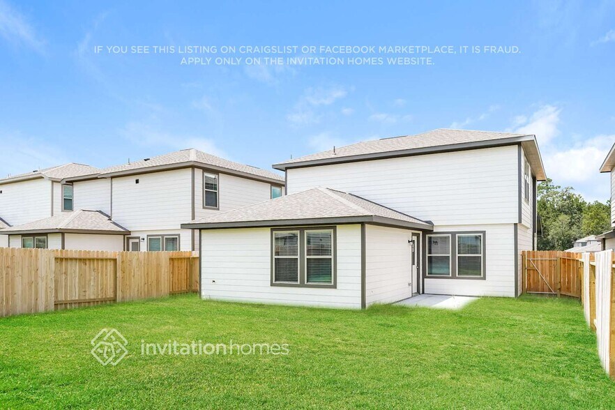 Building Photo - 24723 Linaria Dr