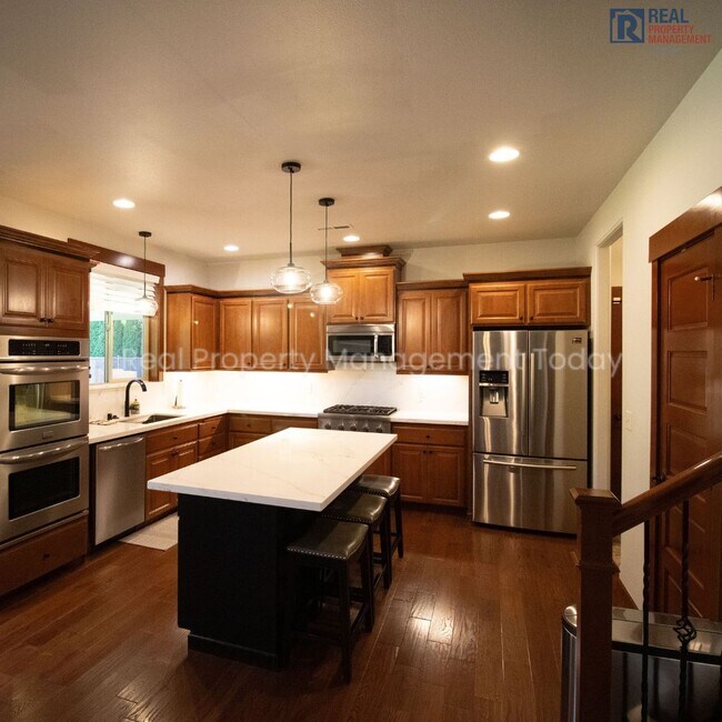 Building Photo - 4 Bedroom House in Puyallup! (Virtual Tour Available)