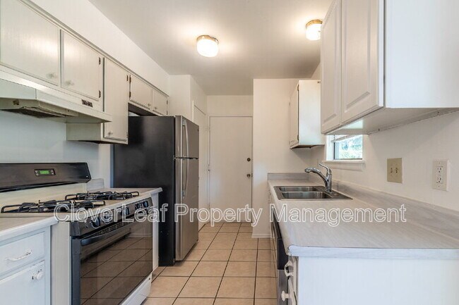 Building Photo - 7319 Deep Spring Dr