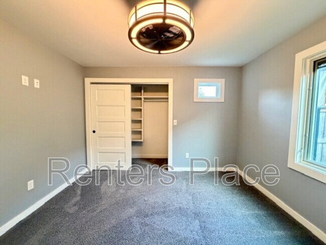 Building Photo - 807 S Trenton Ave