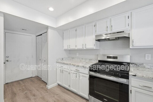 Building Photo - 4397 S Potter Dr