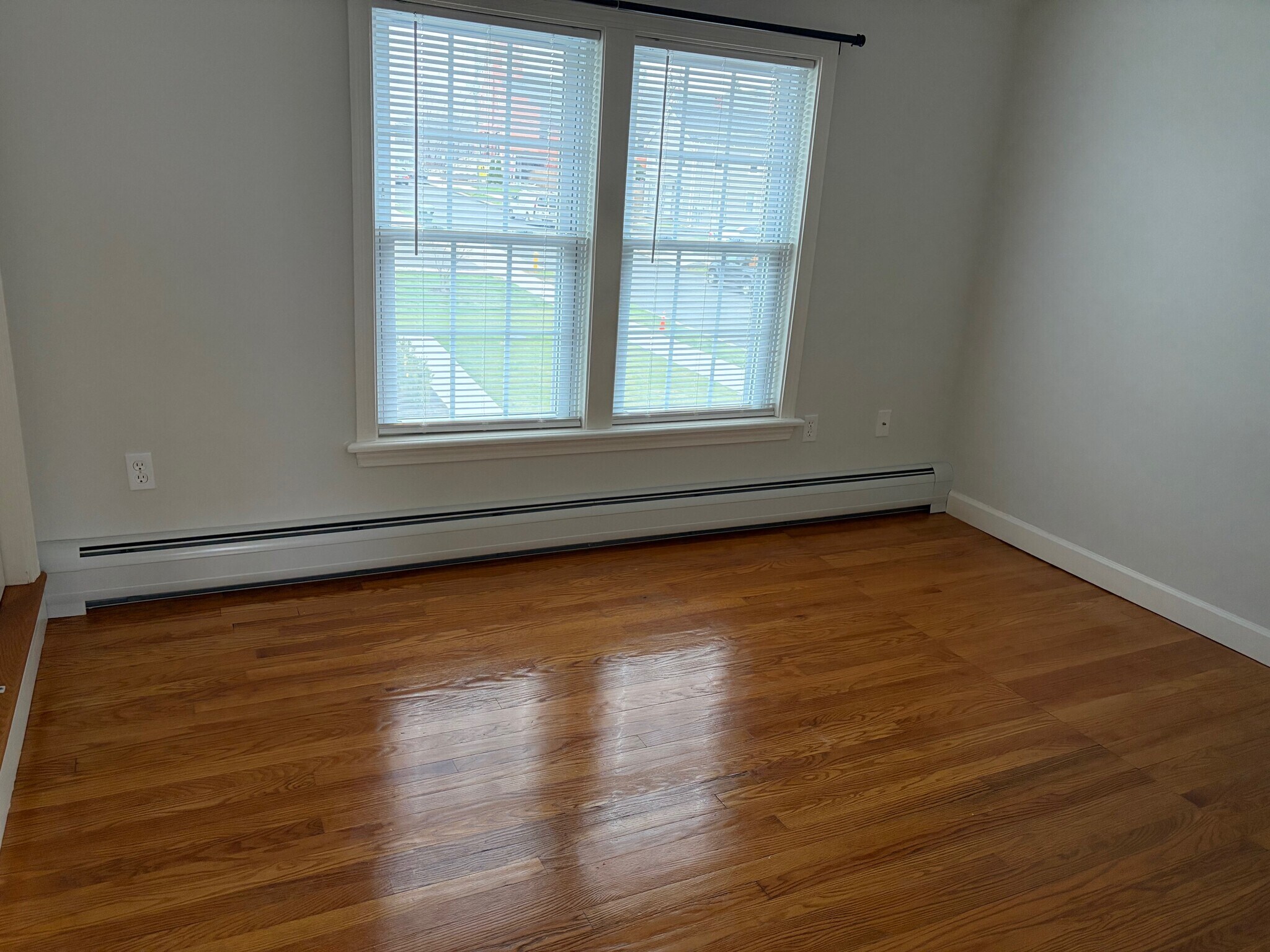 Building Photo - 3 Cottage St