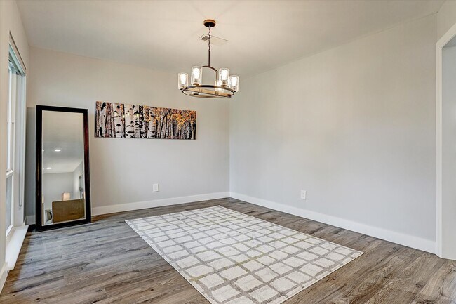 Building Photo - 1101 Guinea Dr