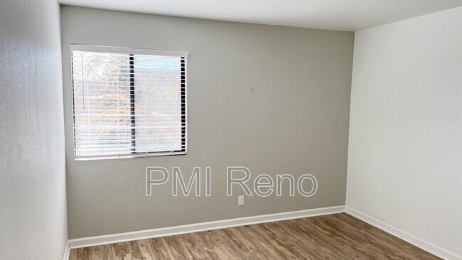 Building Photo - 2700 Plumas St
