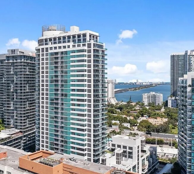 Building Photo - 3301 NE 1st Ave