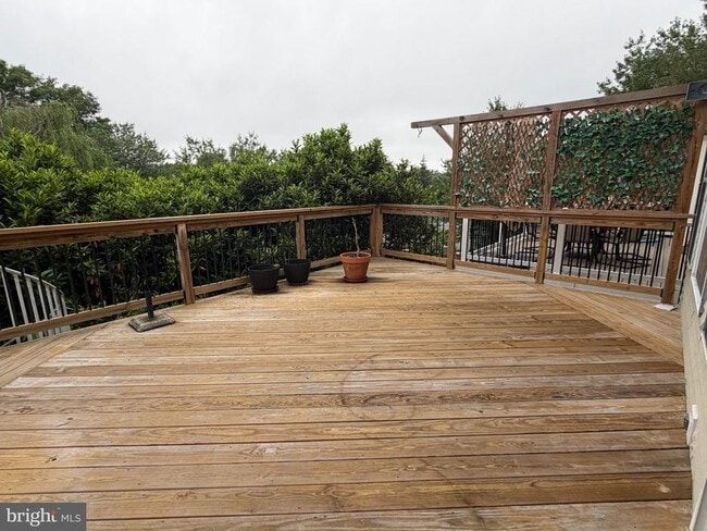 Building Photo - 20965 Promontory Square