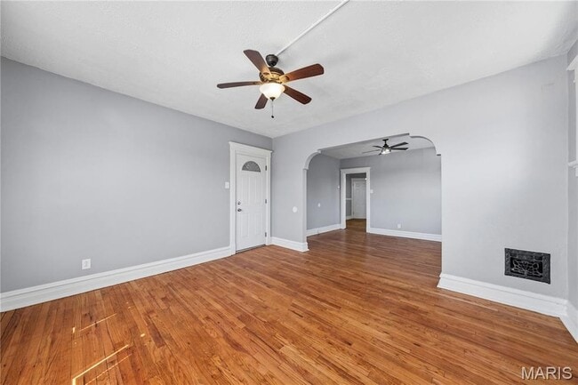 Building Photo - 4643 Evans Ave