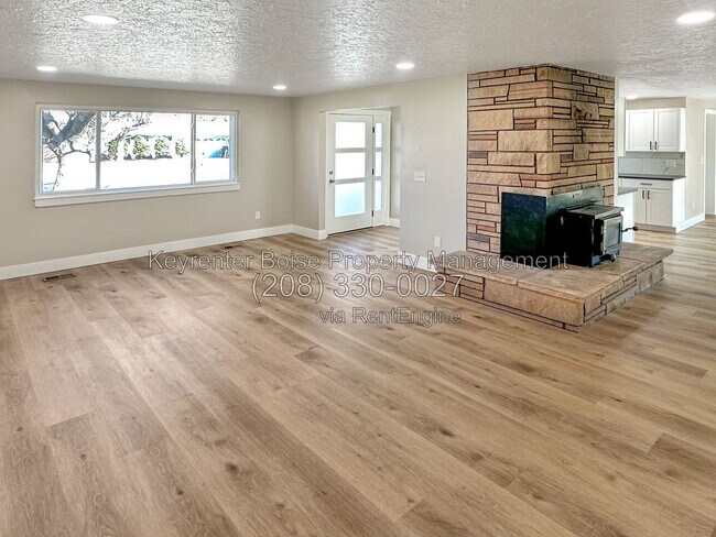 Building Photo - 8605 W Winchester Dr