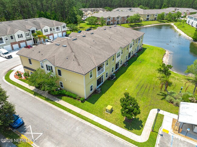 Building Photo - 131 Burnett Ct