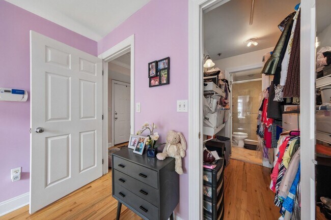 Building Photo - 331 Jefferson St