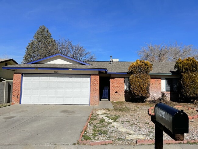 Building Photo - Cute Ranch Home In NE Albuquerque!