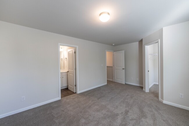 Building Photo - 210 S Bell Ave