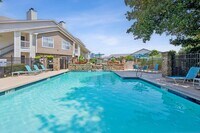 Building Photo - Briarhill Apartment Homes