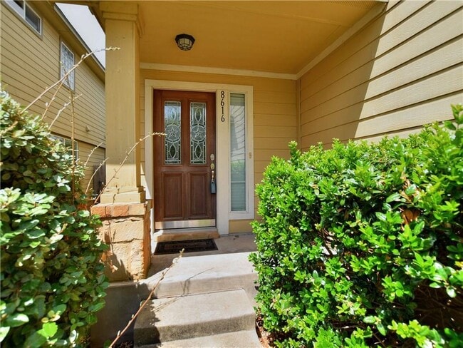 Building Photo - 8616 Harrier Dr