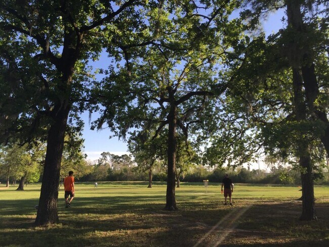 Building Photo - 954 Fisher St