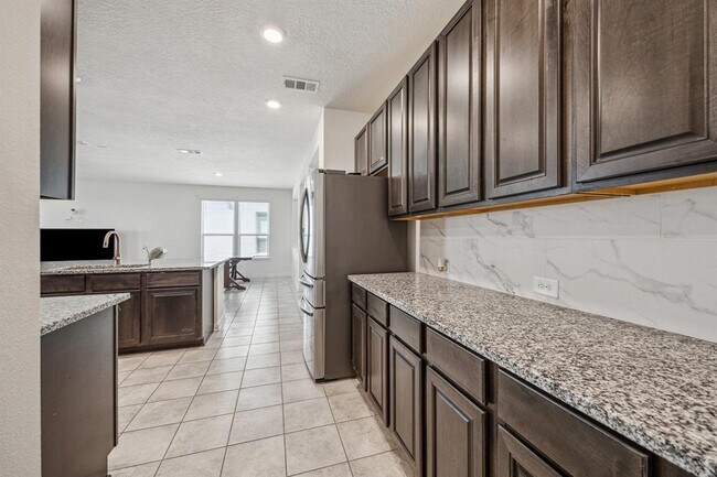 Building Photo - 25535 Cartington Ln