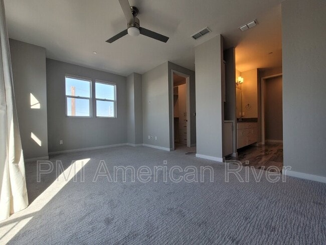 Building Photo - 3348 S St