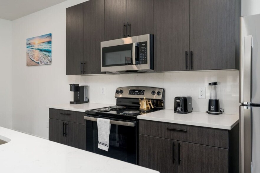 Building Photo - 5821 Elevated Way