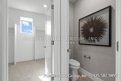 Building Photo - 285 Bear Creek Dr