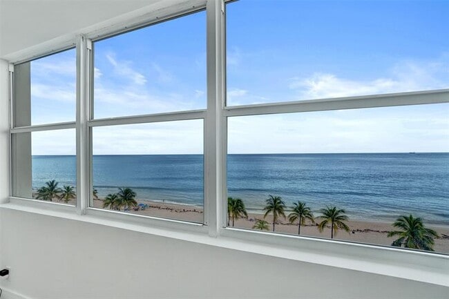 Building Photo - 209 N Fort Lauderdale Beach Blvd